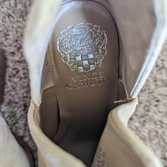 Vince Camuto Gigietta Booties - Picture 7 of 8